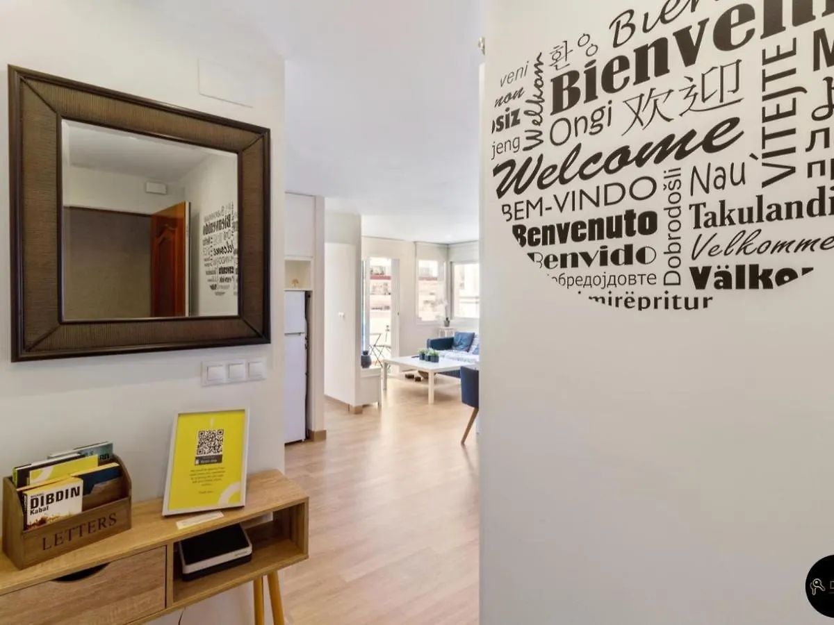 Apartment In The Center Of Fuengirola With Private Parking 2 Min Away