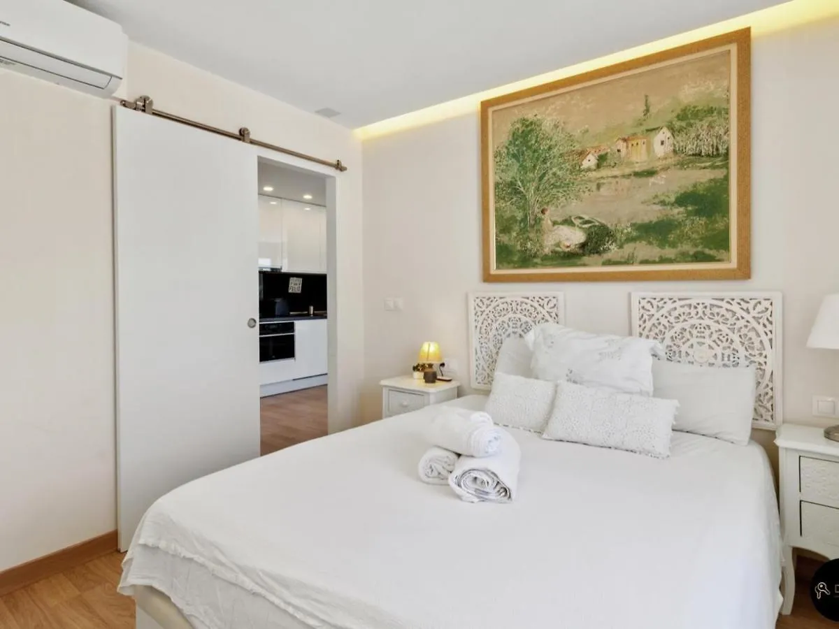 Apartment In The Center Of Fuengirola With Private Parking 2 Min Away 0*,