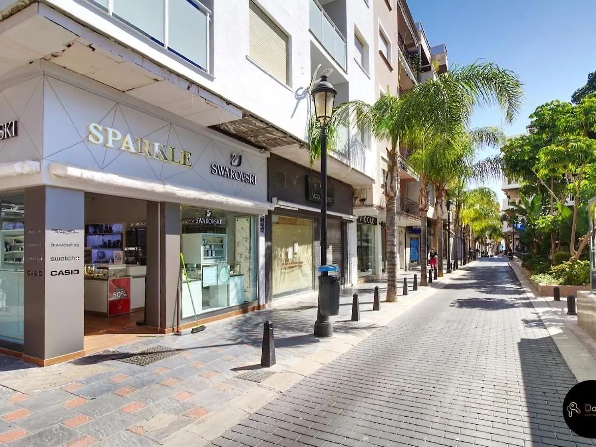 Apartment In The Center Of Fuengirola With Private Parking 2 Min Away